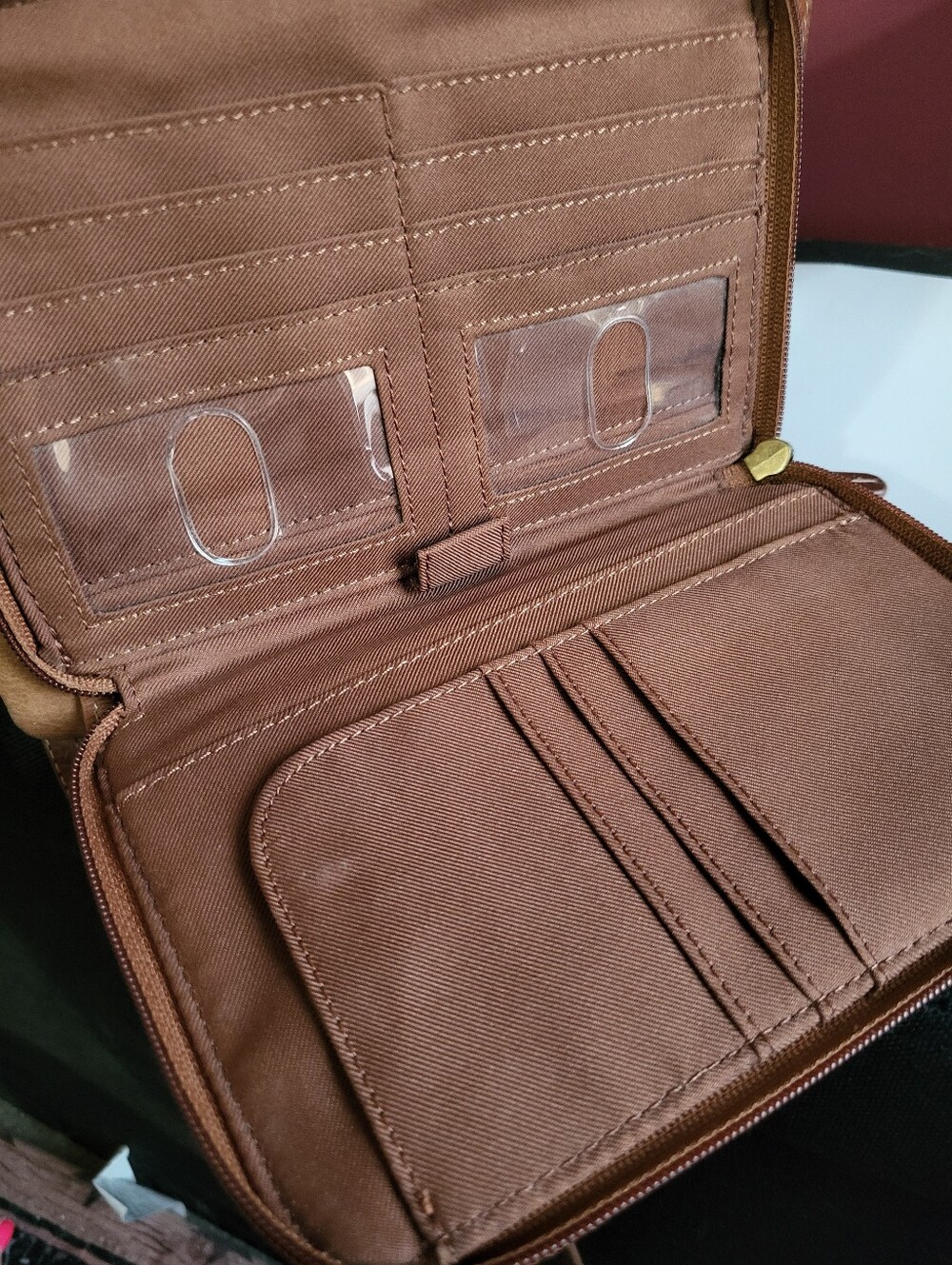 Fossil Brown Leather Crossbody Bag - Adjustable Strap - Picture 4 of 10